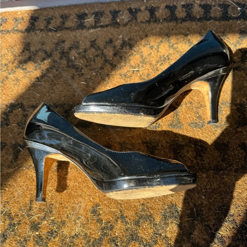 Cole Haan NIKE Air Black Patent Leather Peep Toe Heel Size 7